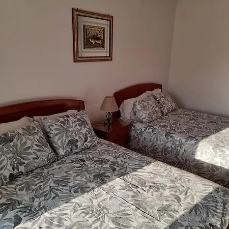 D. Antonia 3* بينيش